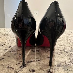 NEW*UNWORN* Christian Louboutin Kate Pumps